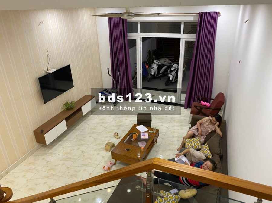 CHUYỂN ĐỊNH CƯ BÁN GẤP NHÀ CẤP 4 100M2(5X20)+220M2 THỔ CƯ, SHR. CHỈ 785 TRIỆU