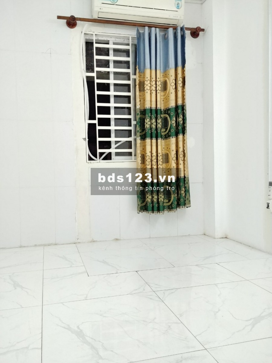 PHÒNG SẠCH ĐẸP THOÁNG MÁT GẦN HOA PHƯỢNG- PHAN XÍCH LONG