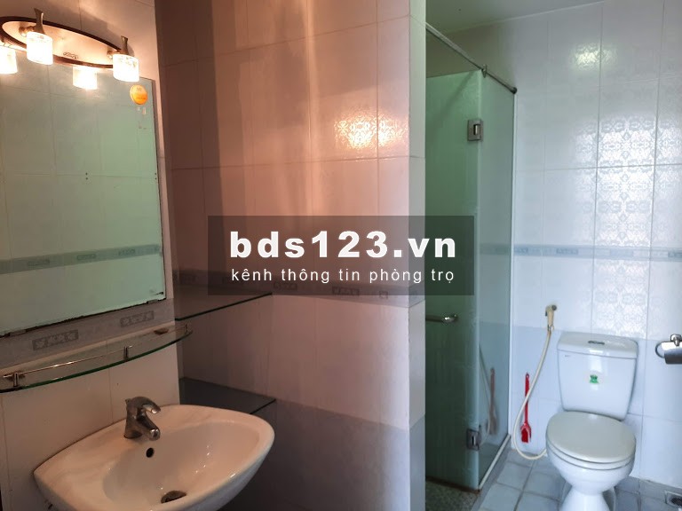 Còn 2 phòng máy lạnh cho thuê 204 Xóm Chiếu p14 Quận 4