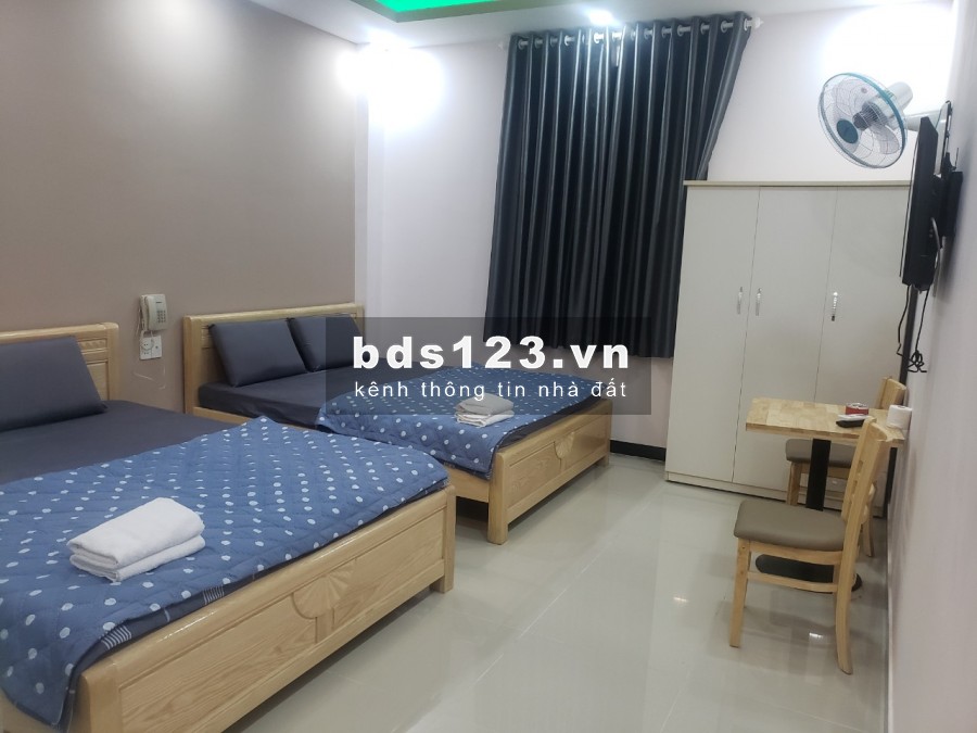 Sang lại Khách Sạn mới Q12-25 phòng, thang máy. Thuê 35tr/tháng