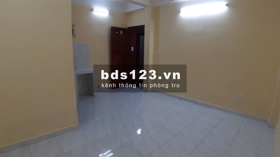Phòng máy lạnh Q.7, giờ giấc tự do, vào ở ngay.