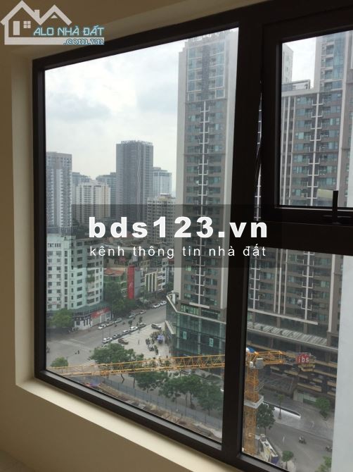 Căn góc 3 ngủ 98m tầng 10 ban công Đông Nam 143 Nguyễn Tuân 0985800205