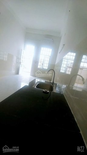 Cho thuê căn hộ dịch vụ mini gần Gigamall Phạm Văn Đồng, nhà mới xây xong có máy lạnh