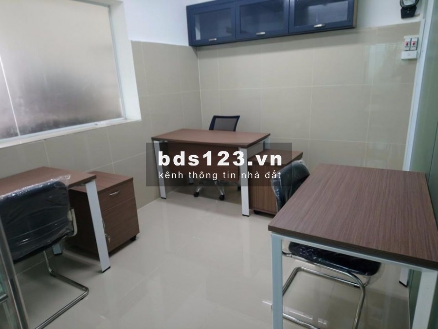 Cho thuê văn phòng full nội thất tại Quận 1 cho từ 4-12 người làm việc. Giảm 15% cho 3 tháng liên tiếp. Lh 0981 291 039 -ms.Nhung (BQL tòa nhà)