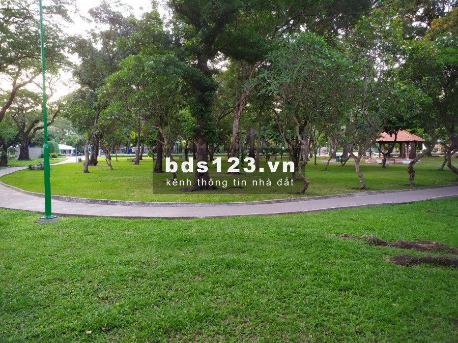 Cho thuê văn phòng full nội thất tại Quận 1 cho từ 4-12 người làm việc. Giảm 15% cho 3 tháng liên tiếp. Lh 0981 291 039 -ms.Nhung (BQL tòa nhà)