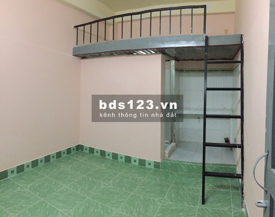Cho thuê phòng trọ quận 10 đường CMT8 (gần sân khấu Lan Anh)