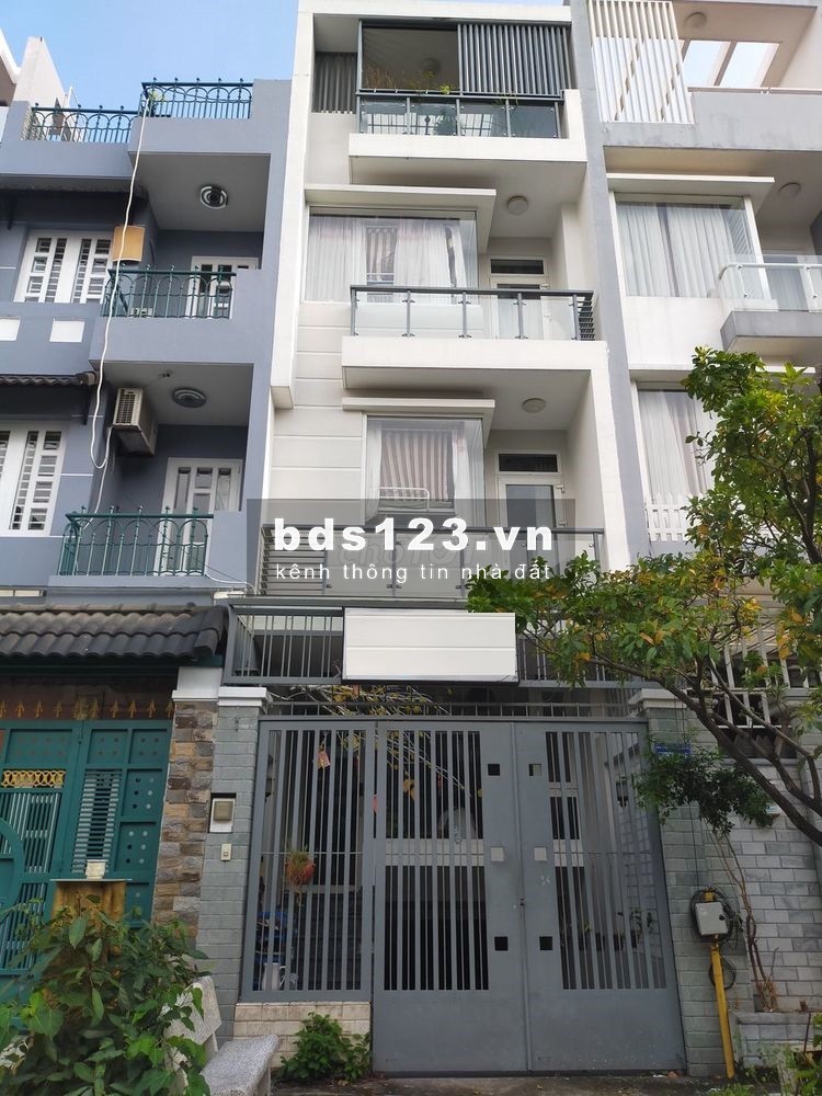 Nhà Trệt 3 lầu 4x20m đường 34 Cao đức lân