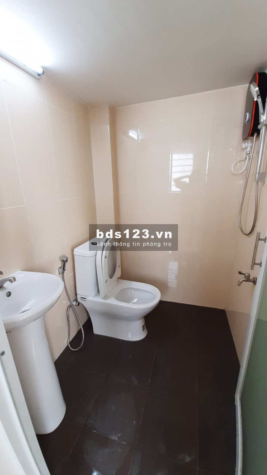 Nhà mới Phòng đẹp Mê Li, nhà mới