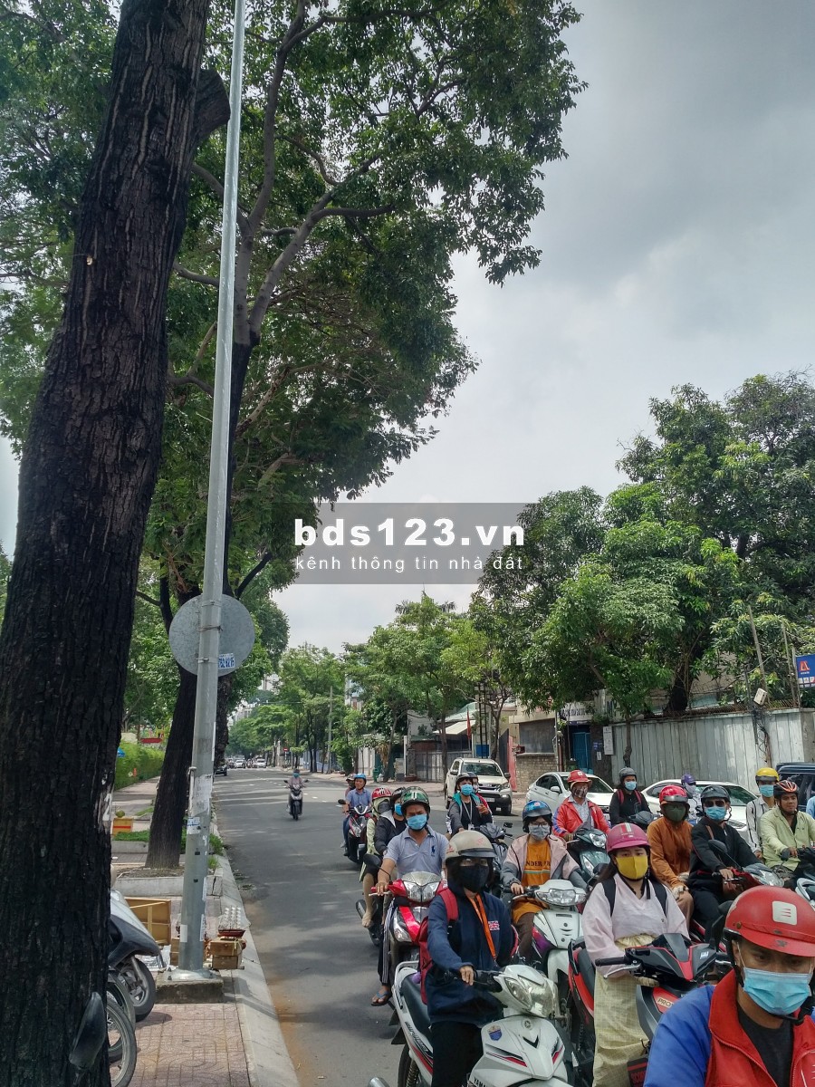 Cho thuê mặt bằng shop, coffee, trà sữa 116m2, mặt tiền quận 3