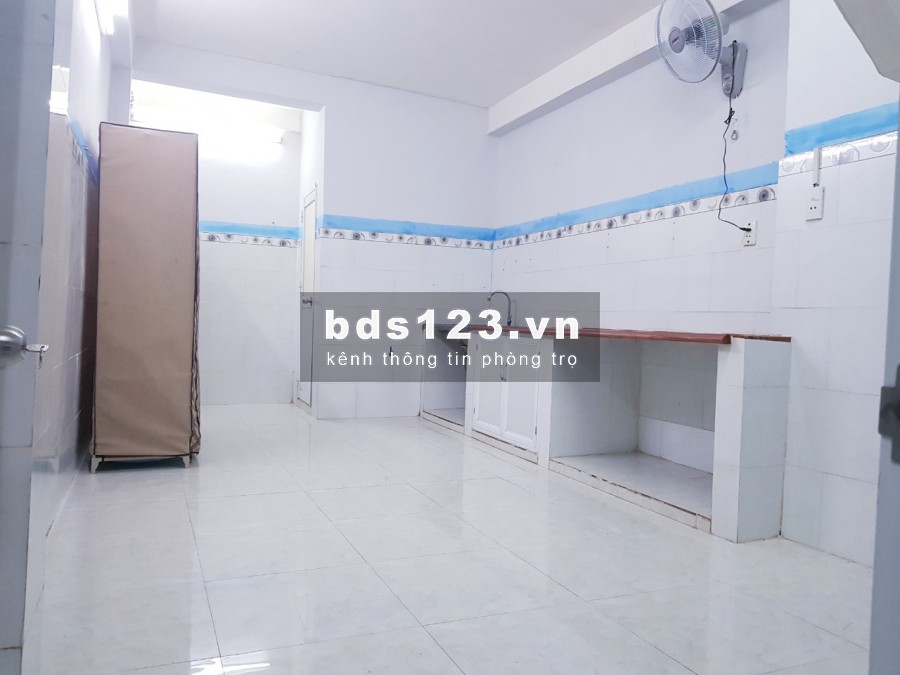 Phòng dàn bếp, đối diện BXMD, Bình Thạnh