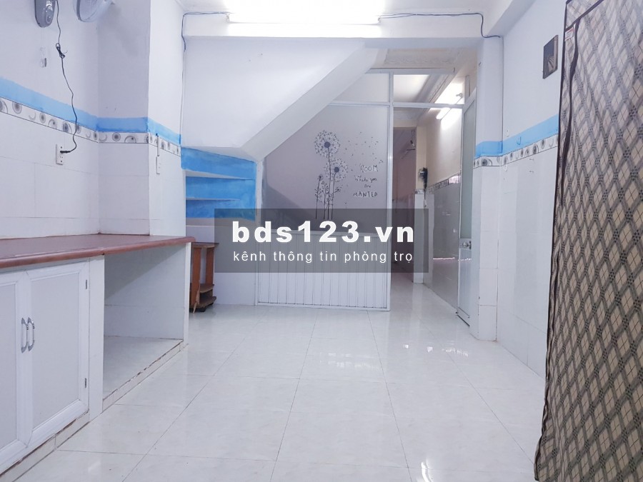 Phòng dàn bếp, đối diện BXMD, Bình Thạnh