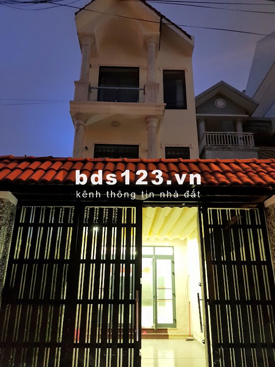 NHÀ, 5x27m, TRỆT, 2 LẦU, 5 PN bình an