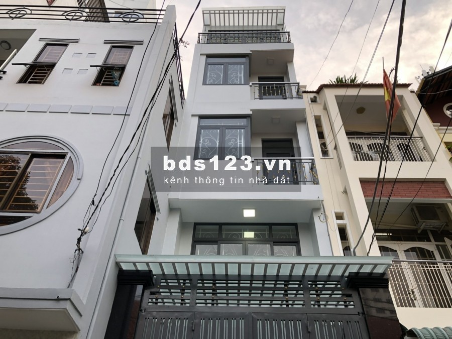Homestay cao cấp Đường Bến Vân Đồn, Q4 chỉ 1,6 triệu/người (trọn gói tất cả chi phí)