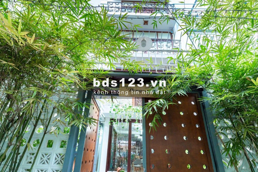 Service studio tại đường Nguyễn Văn Thủ, Đakao, Q1 / Service studio for rent at D1, HCMC