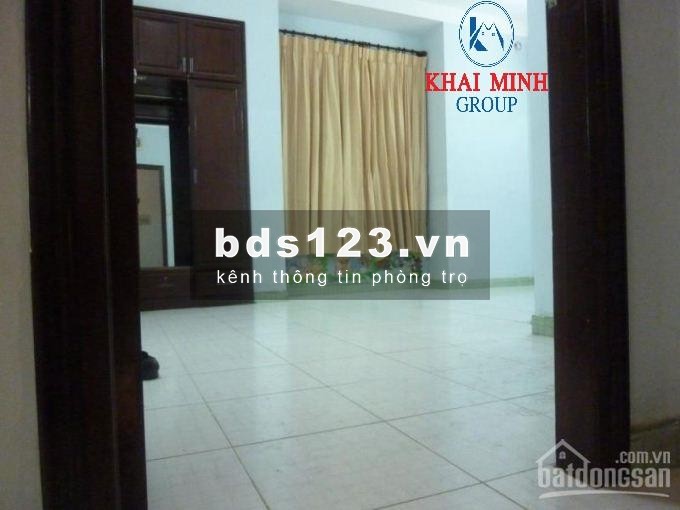 Phòng nằm trong nhà Biệt Thự sân vườn, đường Bình Lợi, giá 3.5tr