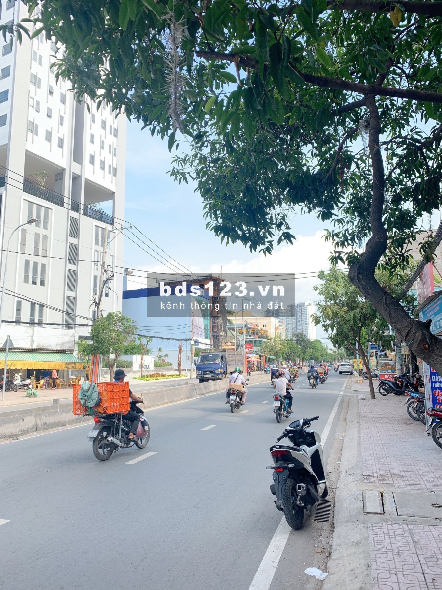 Cần Cho Thuê MT KD Buôn Bán Sầm Uất Huỳnh Tấn Phát, Quận 7