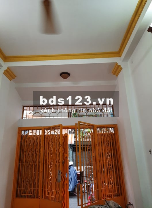 Cho thuê mặt bằng hẽm xe hơi có 1pn/1wc Trần Hưng Đạo, Q1