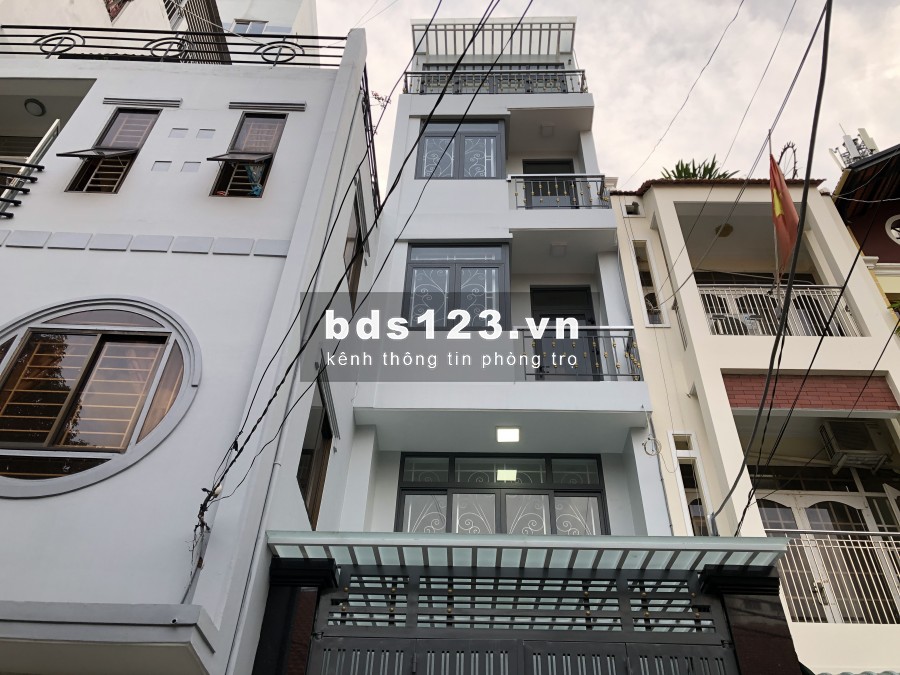 Homestay cao cấp Đường Bến Vân Đồn Q4 chỉ 1,5 triệu/người (trọn gói tất cả phí).