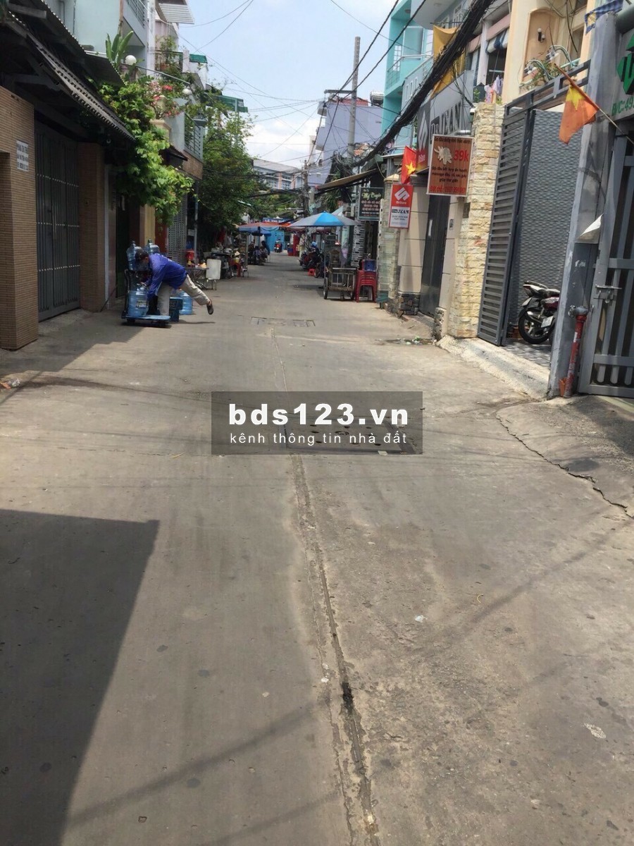 Bán nhà giáp chợ Bình Thành, BHHB, 2 lầu,3pn 1,9 tỷ