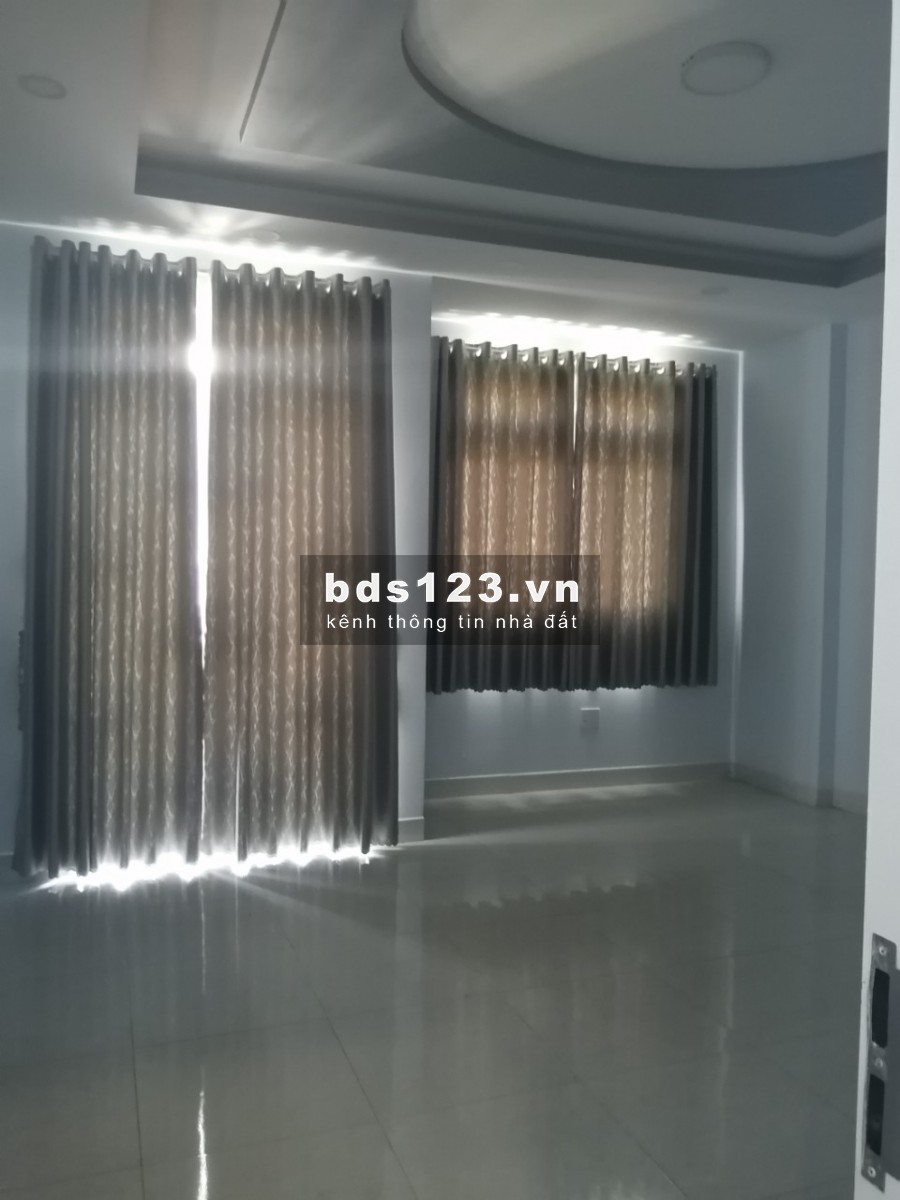 Bán nhà hẻm xe hơi Nguyễn Ảnh Thủ, 5x18m, vuông vức 3 tầng giá 4.45 tỷ