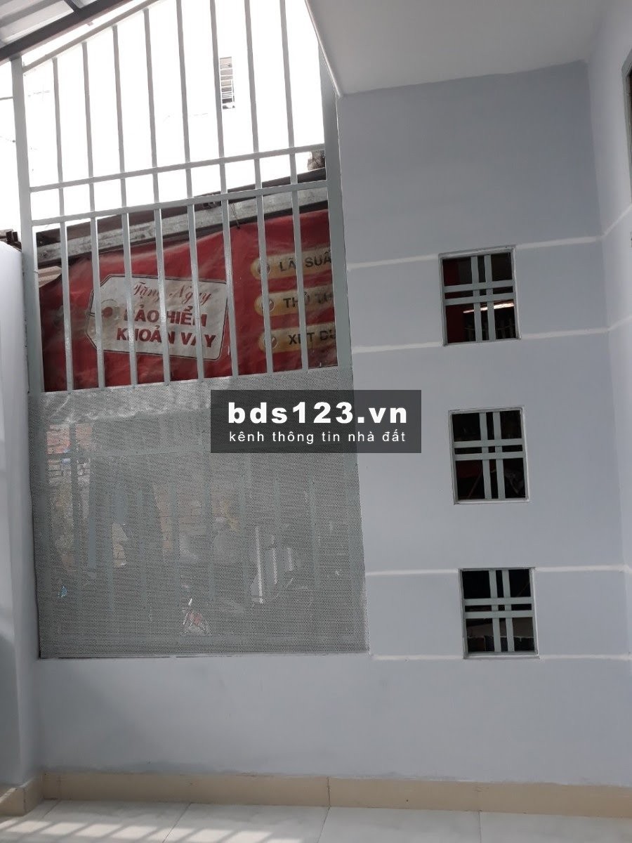 Cho thuê nhà nguyên căn mới, gần chùa Hoằng Pháp, 60m2, giá 3.5 triệu/tháng