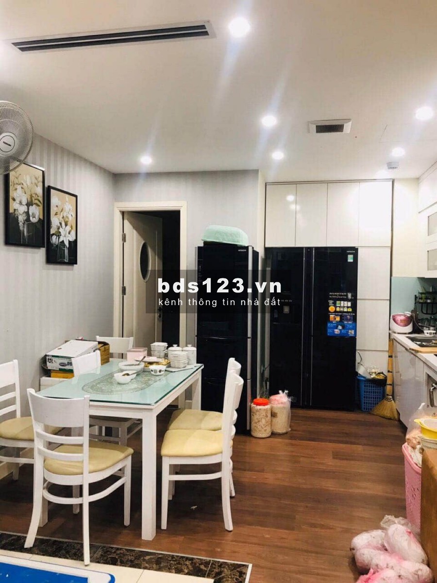 Bán gấp căn 2 ngủ full nội thất hướng Đông Nam Imperia Nguyễn Huy Tưởng 0985800205