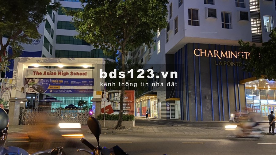Chính chủ bán gấp căn hộ 1.53 tỷ Quận 10 đường 181 Cao Thắng vào ở ngay