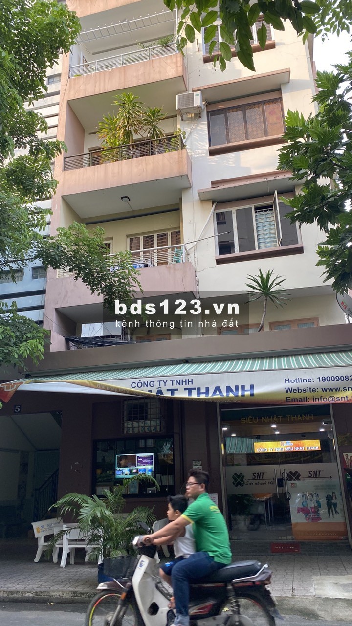 Chính chủ bán chung cư Sơn Kỳ lầu 1 căn góc đường cc2 giao DC9 Quận Tân Phú
