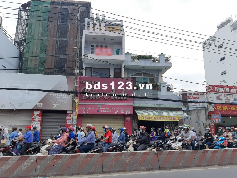 Mặt Tiền Huỳnh Tấn Phát Trệt 4 Lầu, DT 5x28m, p.BT Q.7