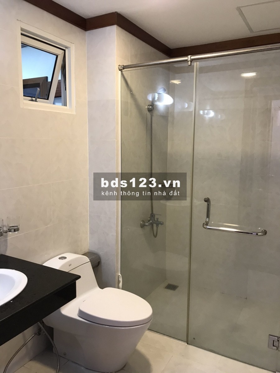Nguyễn Thái Học, ĐỦ NỘI THẤT, TÌM 1 NGƯỜI Ở GHÉP: 1.2Tr/người