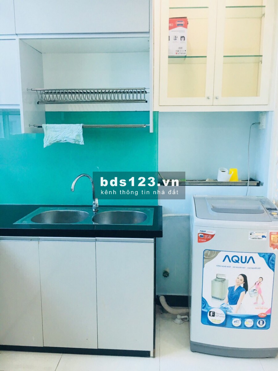 Đường Nguyễn Văn Cừ,Đủ nội thất Phòng riêng hoặc ở ghép 1.2tr/bạn