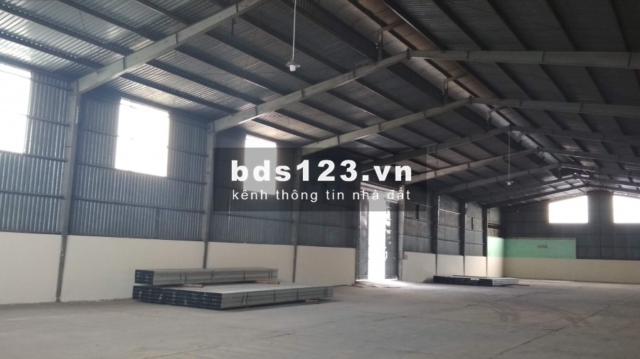 CHO THUÊ KHO XƯỞNG 2.500M2 MỚI XÂY PHẠM THỊ GIÂY, GIÁ TỐT NHẤT HÓC MÔN