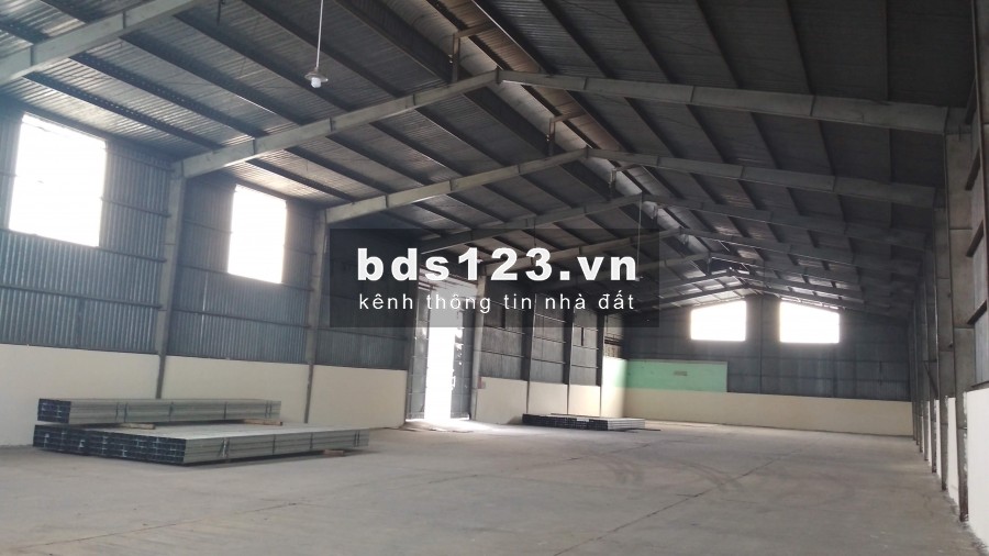 CHO THUÊ KHO XƯỞNG 2.500M2 MỚI XÂY PHẠM THỊ GIÂY, GIÁ TỐT NHẤT HÓC MÔN