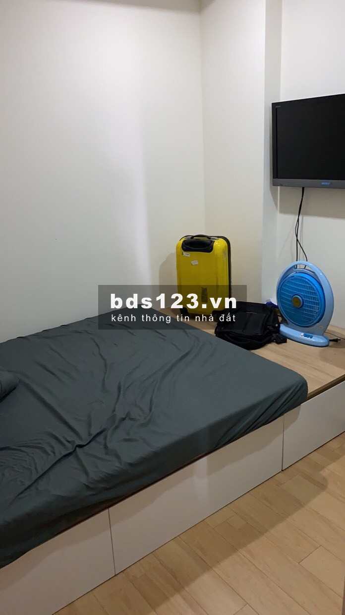 Chính chủ cần cho thuê căn hộ 2 phòng ngủ Starlight Riverside, khu Him Lam Quận 6, giá 8 triệu/tháng. Liên hệ: 0909842486