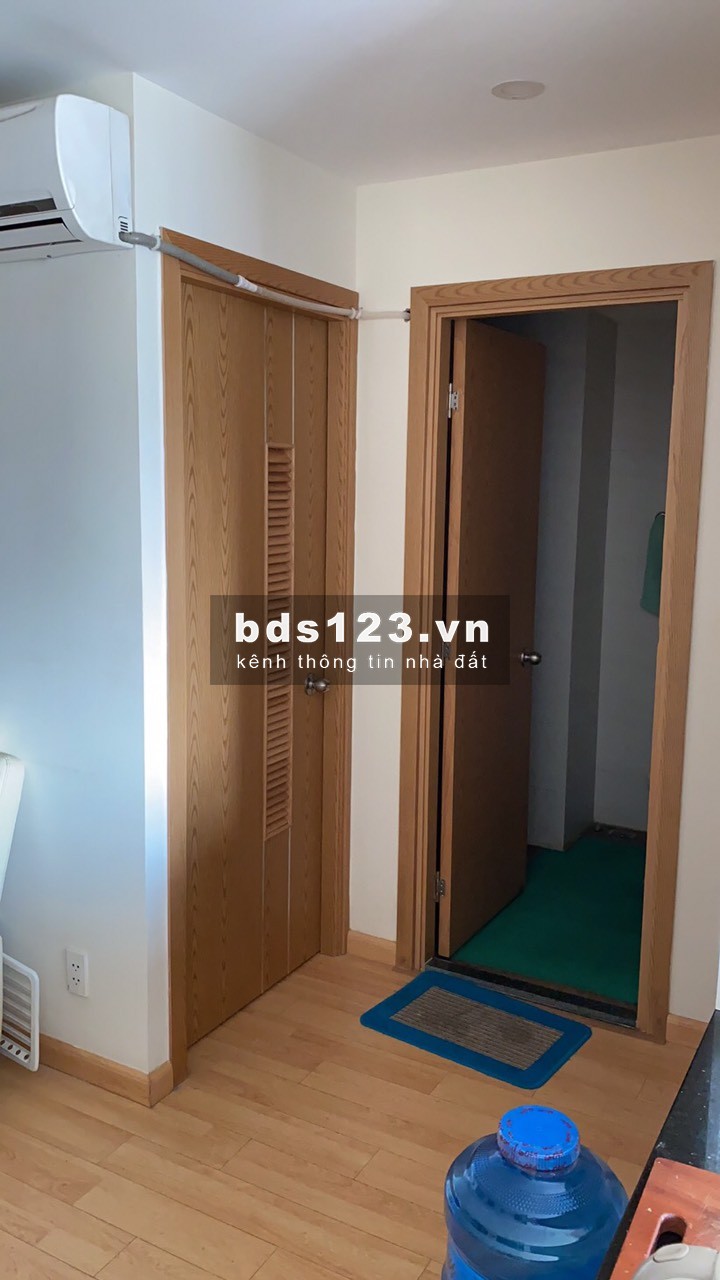 Chính chủ cần cho thuê căn hộ 2 phòng ngủ Starlight Riverside, khu Him Lam Quận 6, giá 8 triệu/tháng. Liên hệ: 0909842486