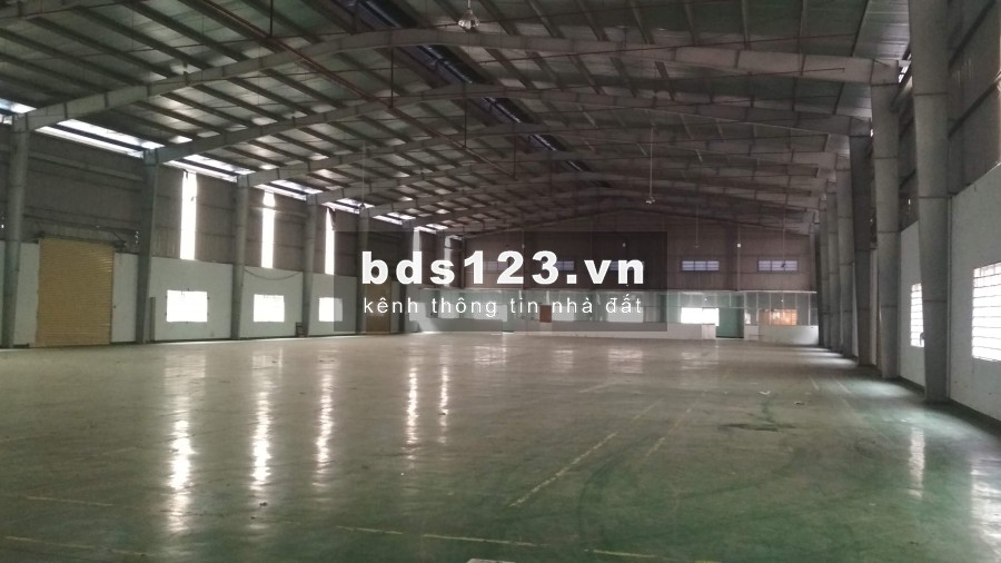 Cho thuê gấp kho xưởng 2 mặt tiền Quốc Lộ 1A, Bình Tân, 1.400m2, giá cạnh tranh của khu Bình Tân
