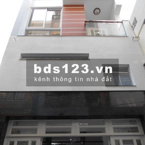Bán nhà Đoàn Văn Bơ, Quận 4, 5x8m, giá chỉ 2.1 tỷ, 0933444019