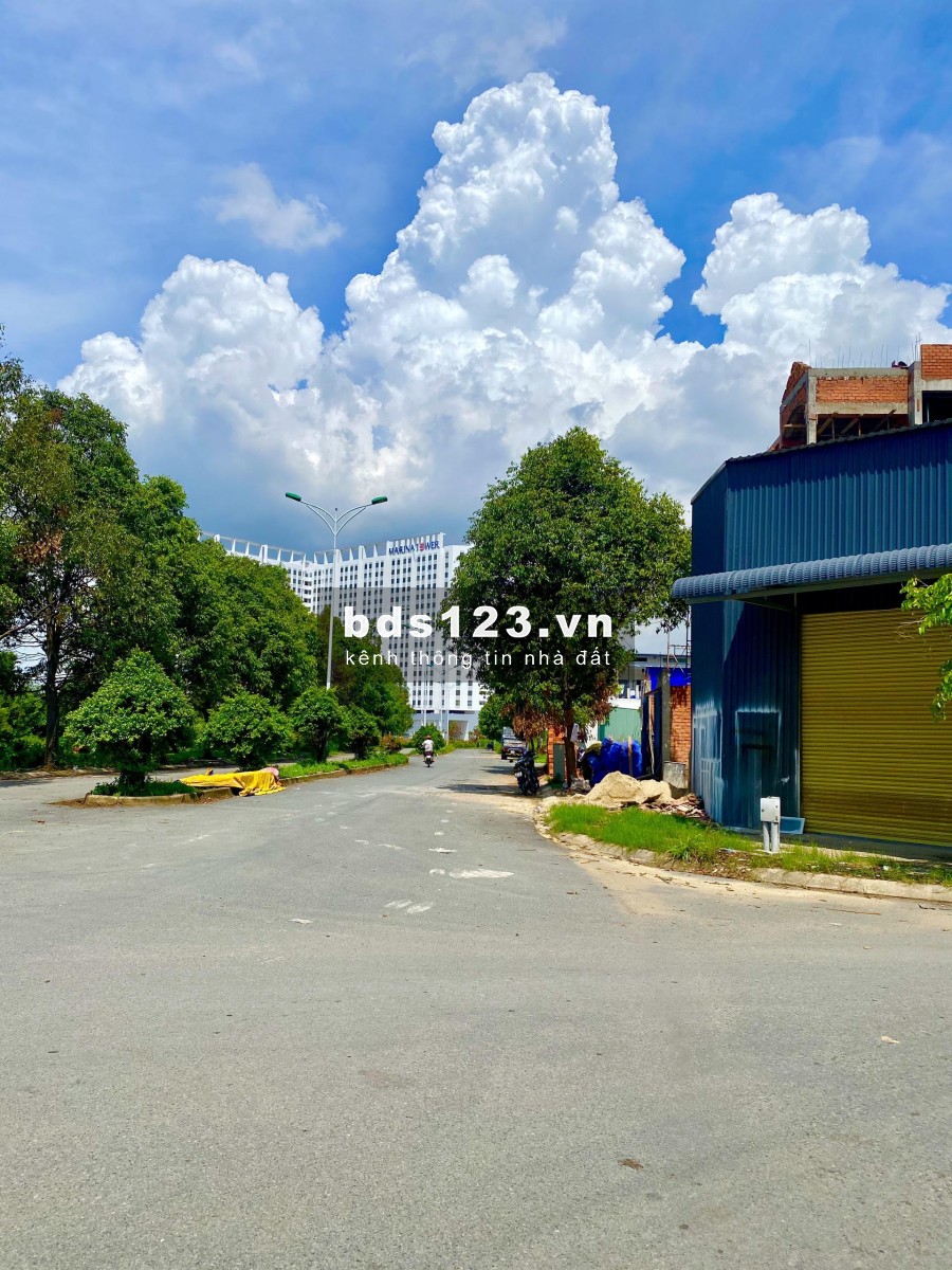 Đất mặt tiền đẹp diện tích 18x30 đã có 3 sổ riêng. Cần bán nhanh giá 650 triệu