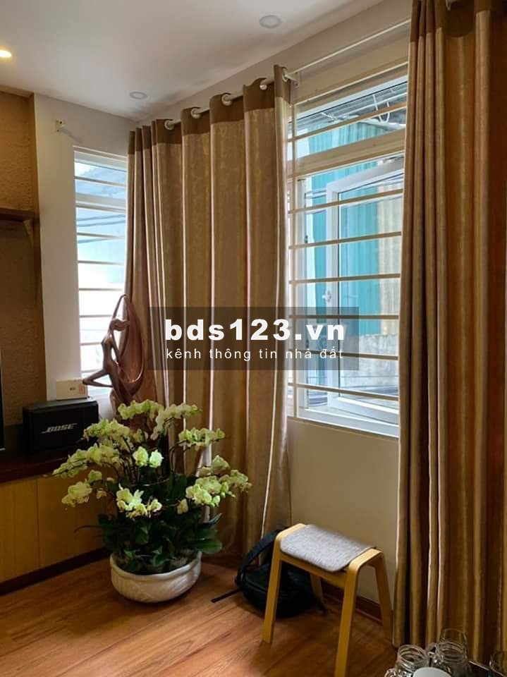Bán gấp nhà đẹp Phương Canh lô góc kinh doanh 51m nhỉnh 2 tỷ.LH 0975626023