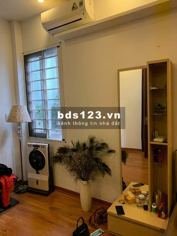 Dưới 3 tỷ có ngay nhà đẹp 5 tầng 45m2 Nam Từ Liêm ô tô đỗ cửa. LH 0975626023