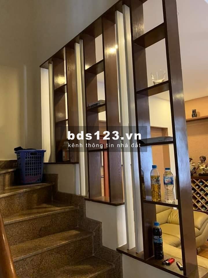 Dưới 3 tỷ có ngay nhà đẹp 5 tầng 45m2 Nam Từ Liêm ô tô đỗ cửa. LH 0975626023