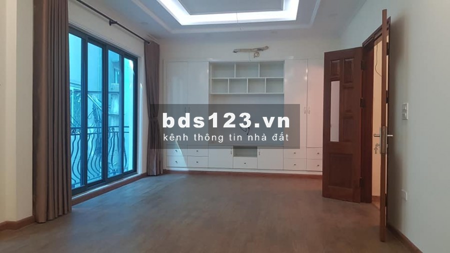 Nhỉnh 4 tỷ có ngay nhà đẹp, Đình Thôn, mặt ngõ ô tô đỗ cửa kinh doanh 60m2