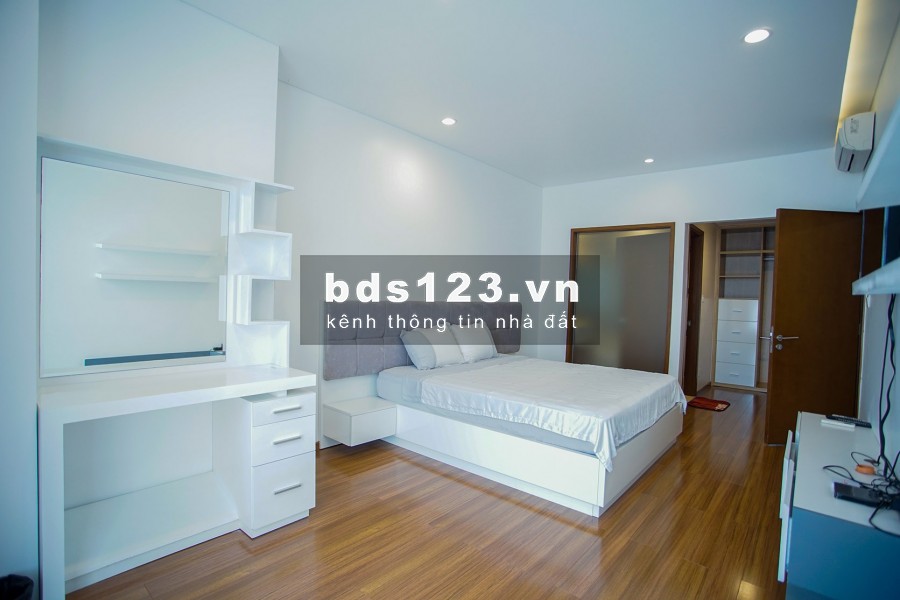 Cho Thuê căn hộ Pearl Plaza 2pn, 97m2 Tại Bình Thạnh, nội thất cao cấp, đầy đủ