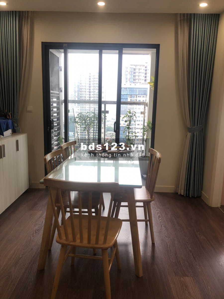 2.7 tỷ 2 phòng ngủ có nội thất ban công đông nam Imperia Garden 0985800205