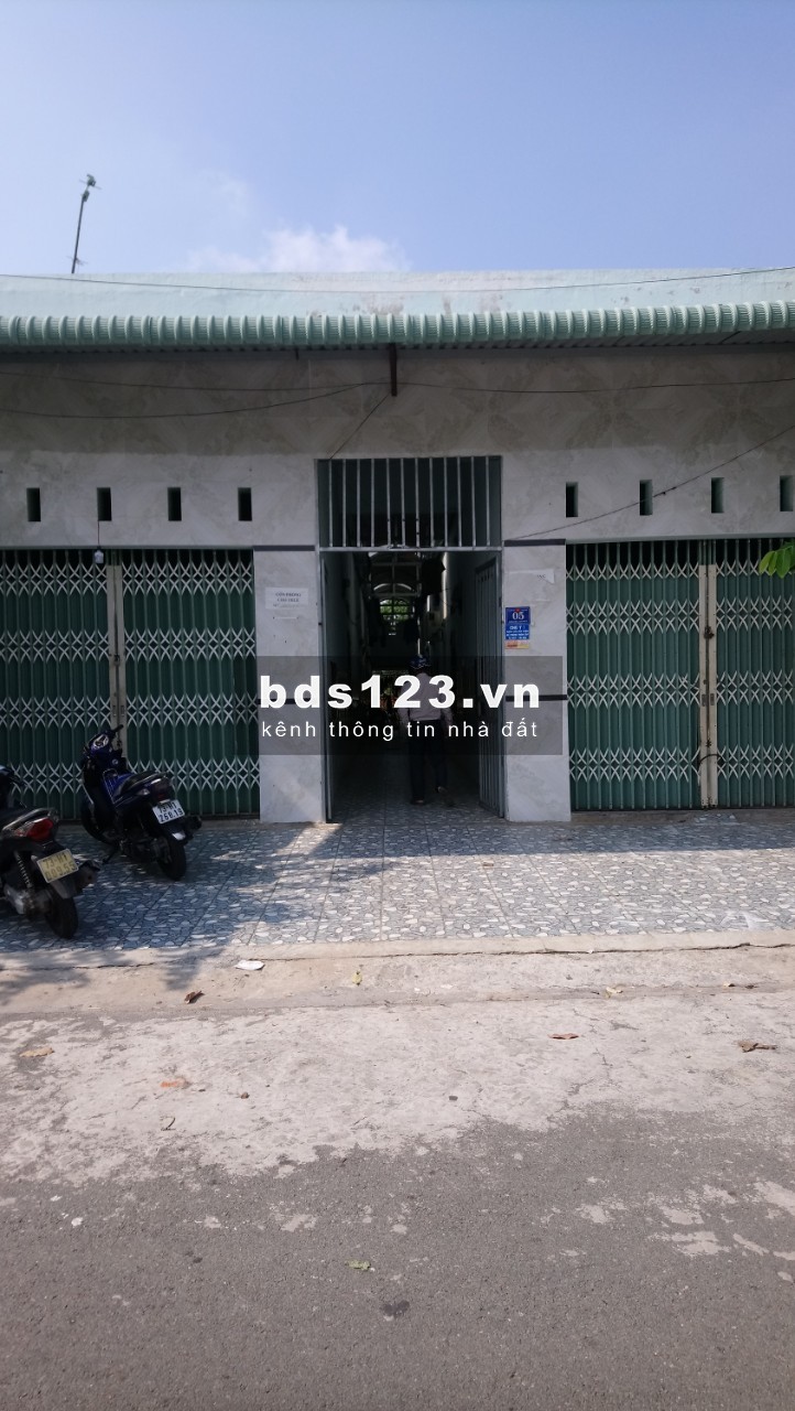 Chính chủ cần bán nhà trọ 300m2 10x30m ngay KCN gần chợ dân đông