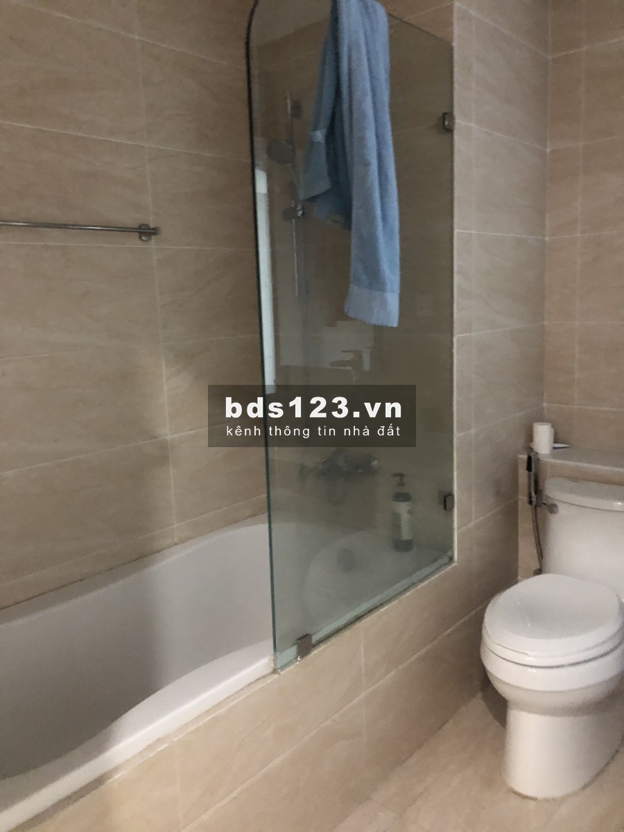 2.7 tỷ 2 phòng ngủ có nội thất ban công đông nam Imperia Garden 0985800205