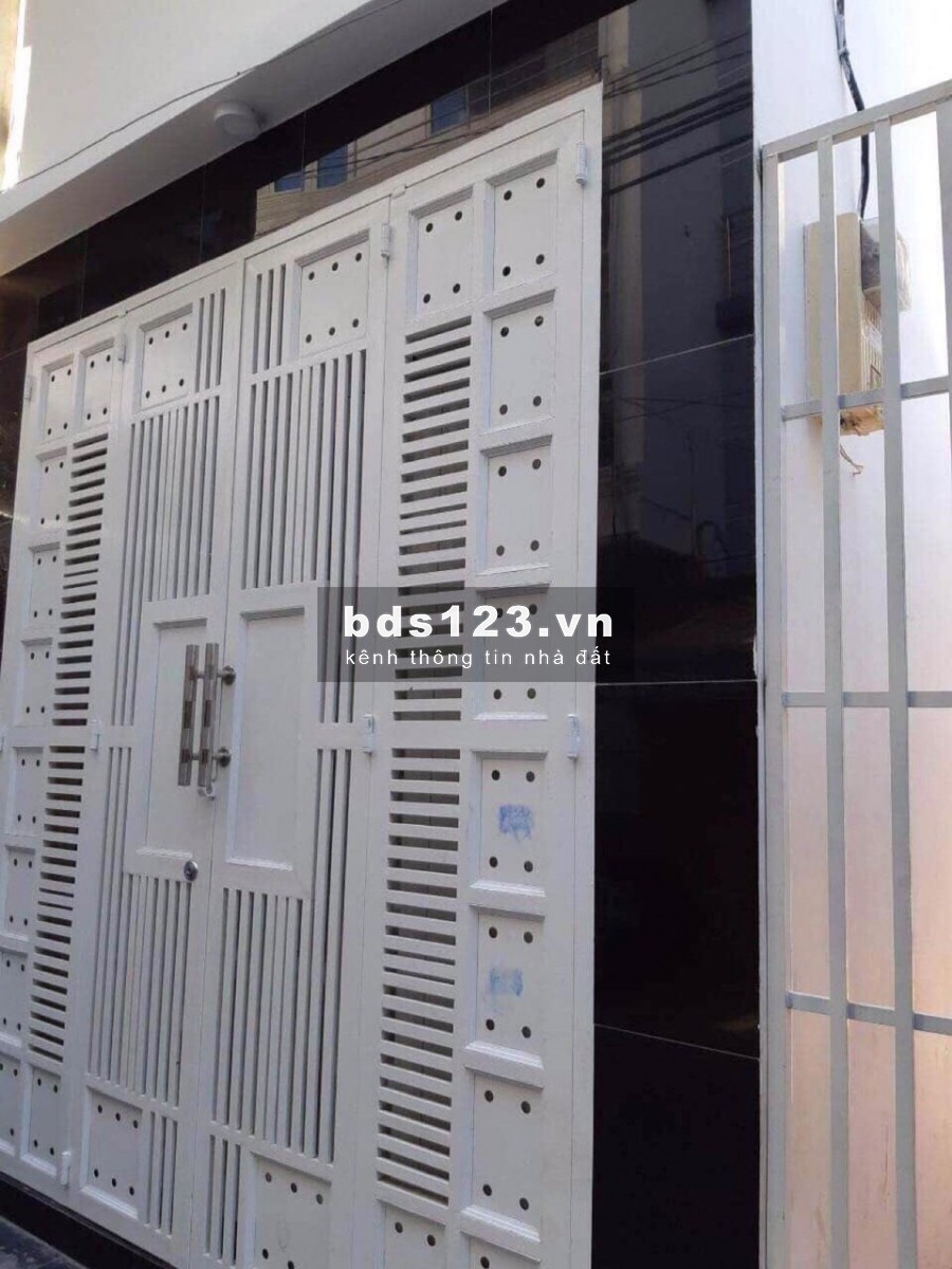 Nhà Đoàn Văn Bơ, Quận 4, 40 m, giá chỉ 2.1 tỷ, 0933444019