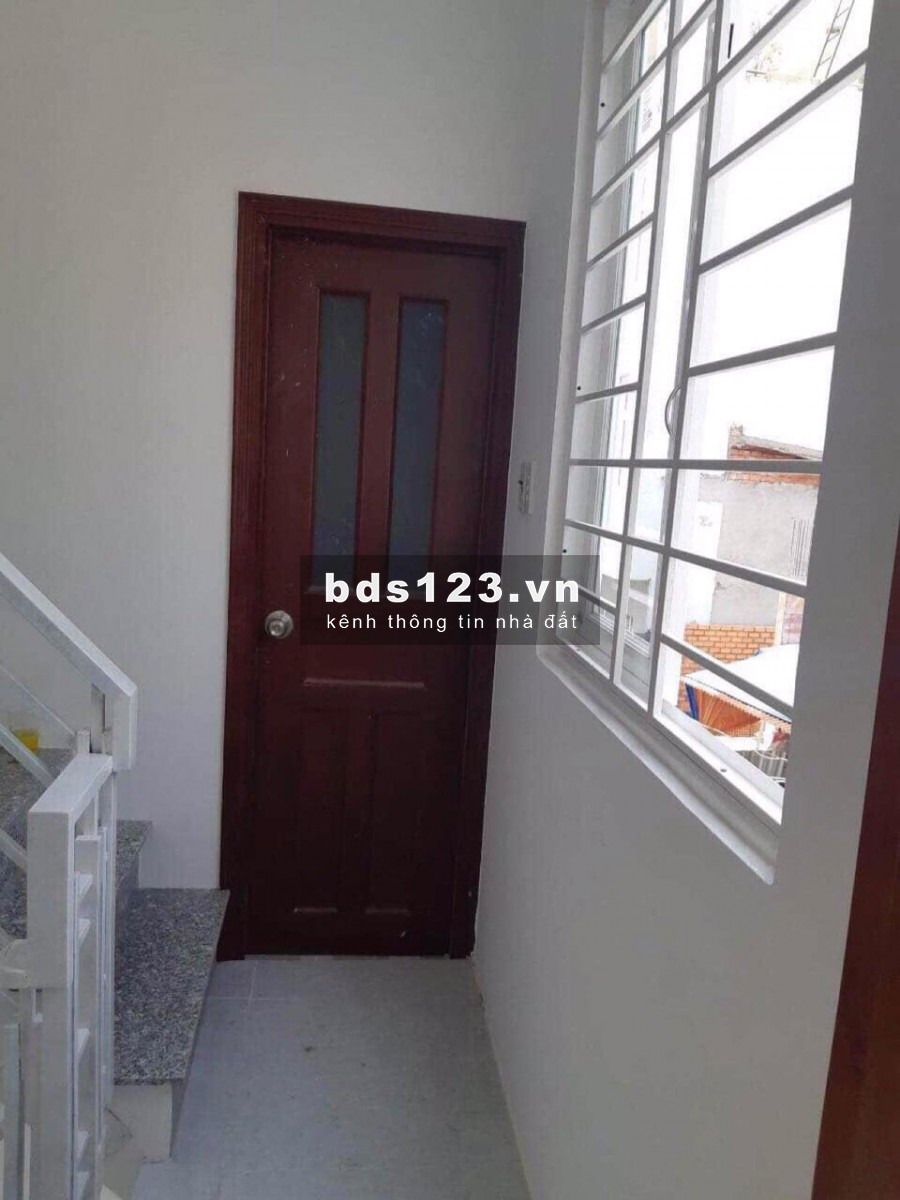 Nhà Đoàn Văn Bơ, Quận 4, 40 m, giá chỉ 2.1 tỷ, 0933444019