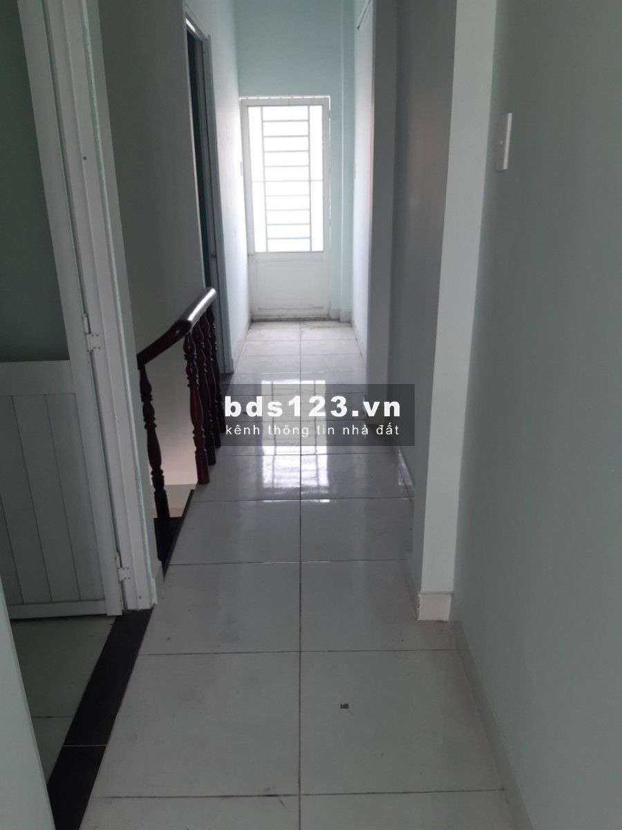 Bán nhà hẻm 7m DTSD 100m2 cuối Tân Quý, 2 lầu, sổ hồng chính chủ, giá 2.365 tỷ