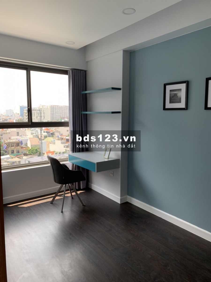 Cho Thuê Căn Hộ Botanica Premier 2 Phòng Ngủ, Vị Trí Góc, View Sân Bay Tân Sơn Nhất